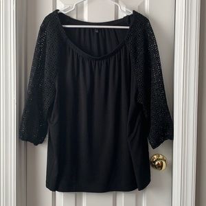 Talbots 2x black knit top w/open pattern sleeves